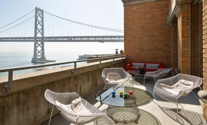 Вид с балкона офиса Google в Сан-Франциско